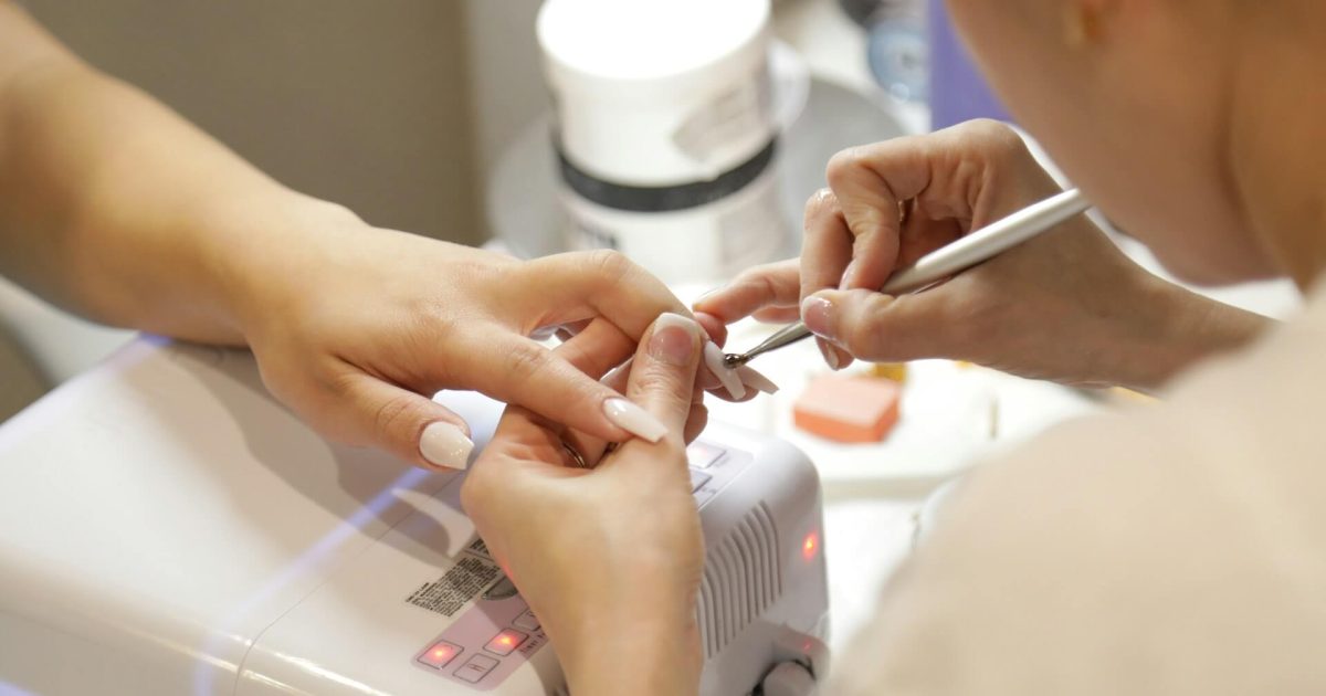 Curso de Manicure e Pedicure gratuito em Divinópolis MG