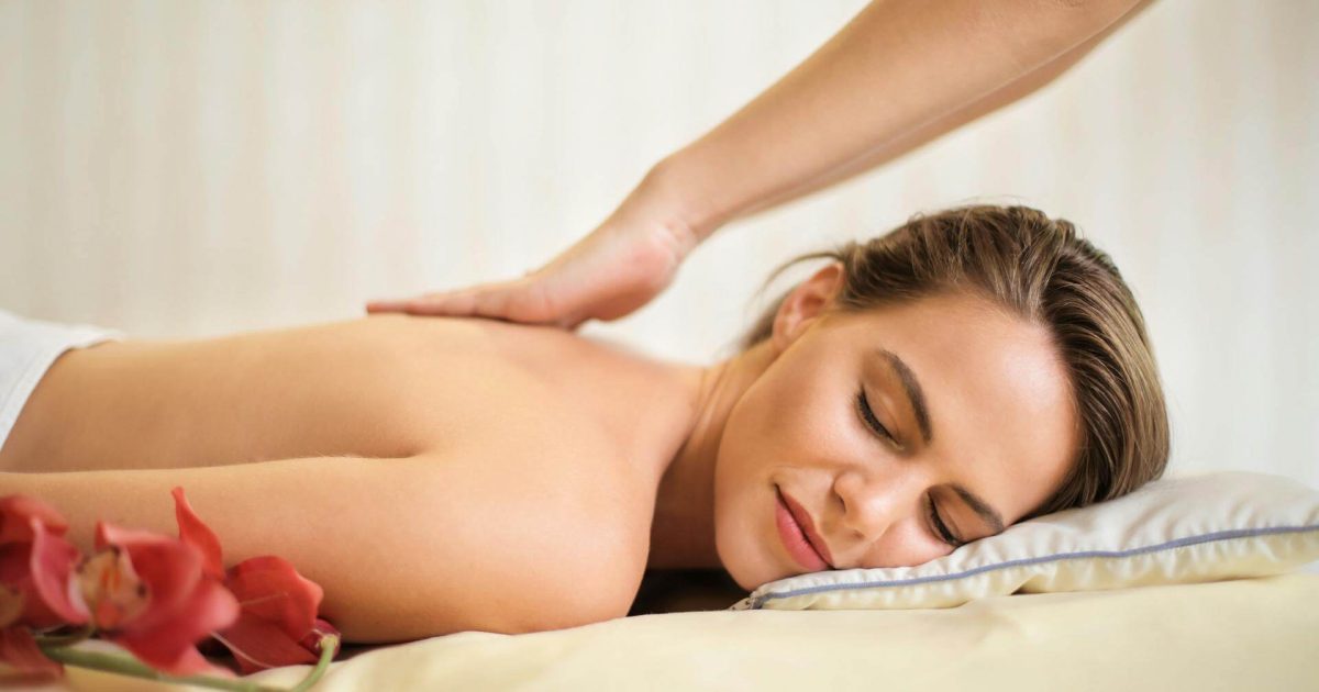 Curso de Massagem gratuito em Divinópolis MG